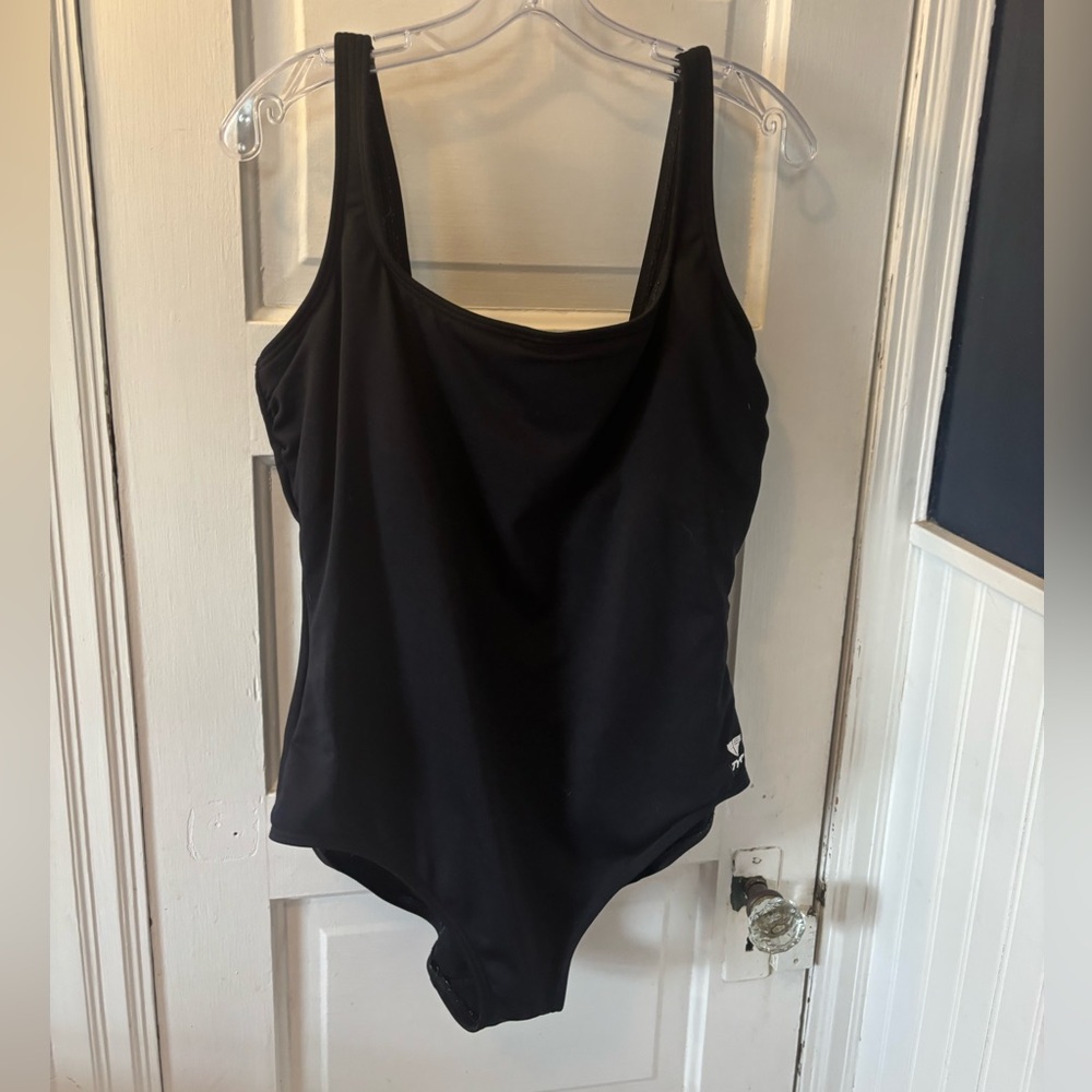 TYR Women's Plus Square Neck Controlfit Swimsuit